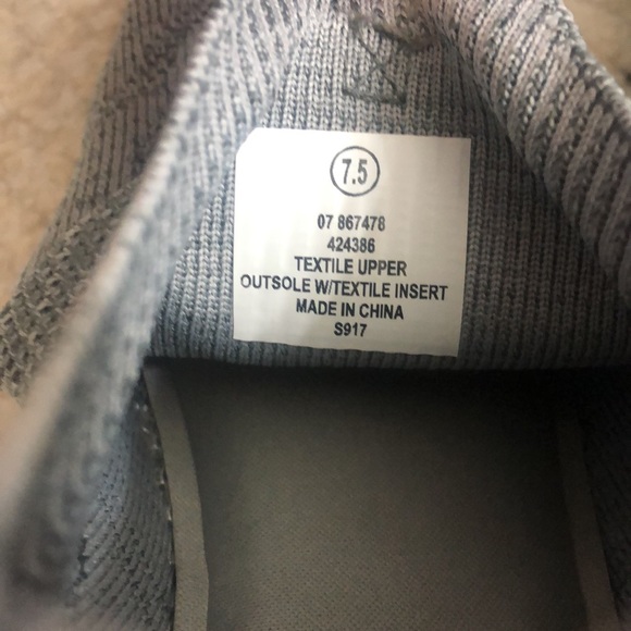 Tommy Bahama Stretch Walking Shoes Gray Grey 7.5 - Picture 8 of 8